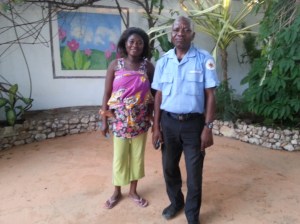 Vivian und der Security-Mann von der Tagesschicht