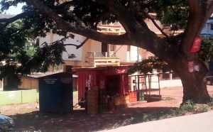 shop am straßenrand